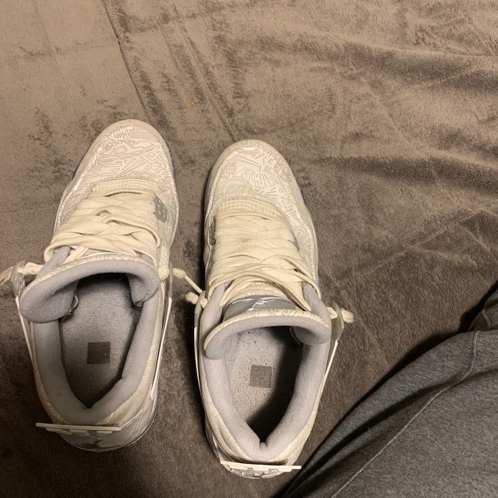 Jordan Retro 4 Laser